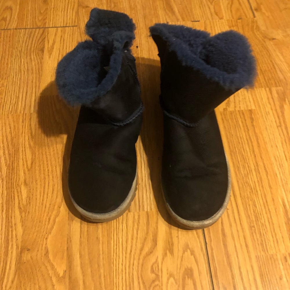 Beautiful blue UGG boots